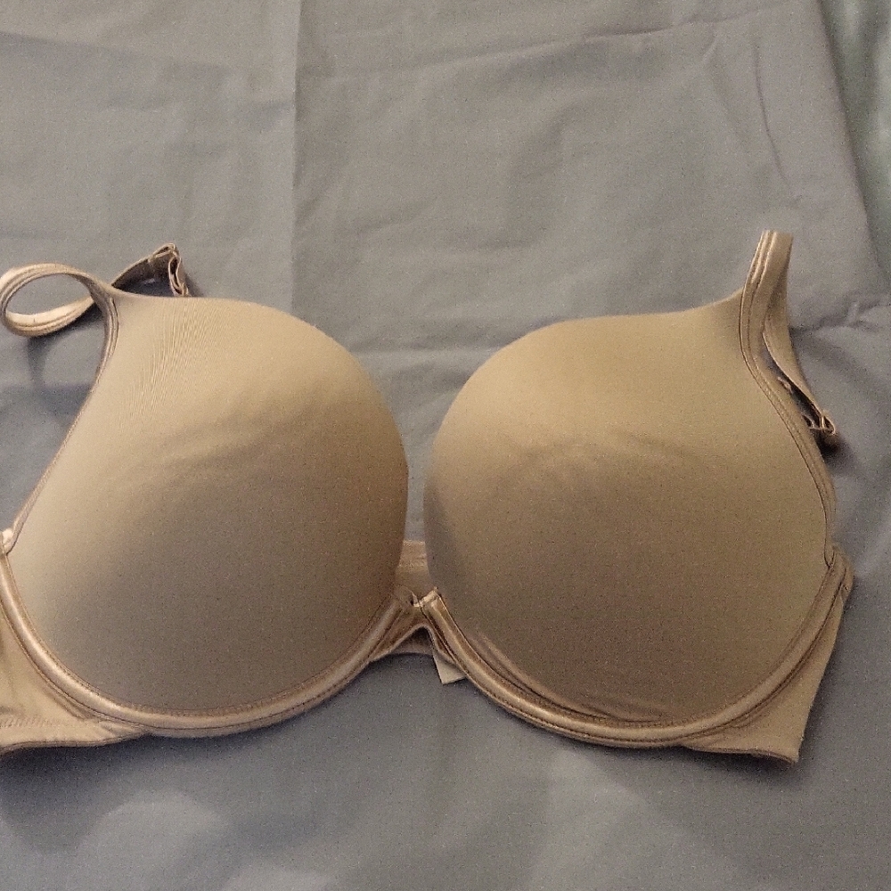 38 DD Cacique Underwire Bra